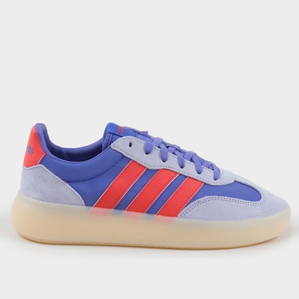 NWT ADIDAS Barreda Decode Sneakers